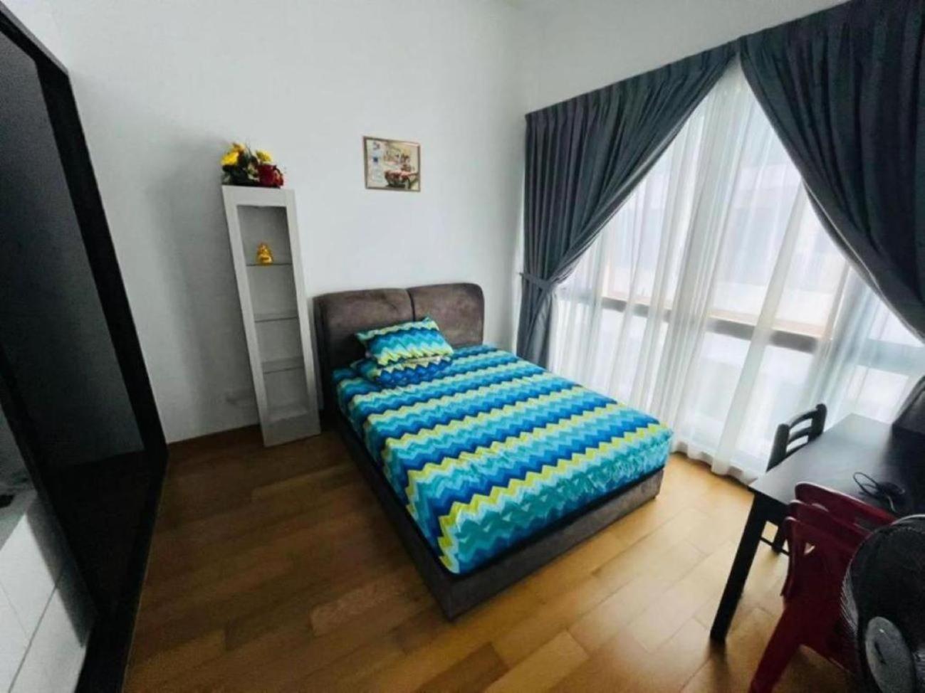 The Luxe Colony Klcc By Sky Pool Apartment Kuala Lumpur Luaran gambar