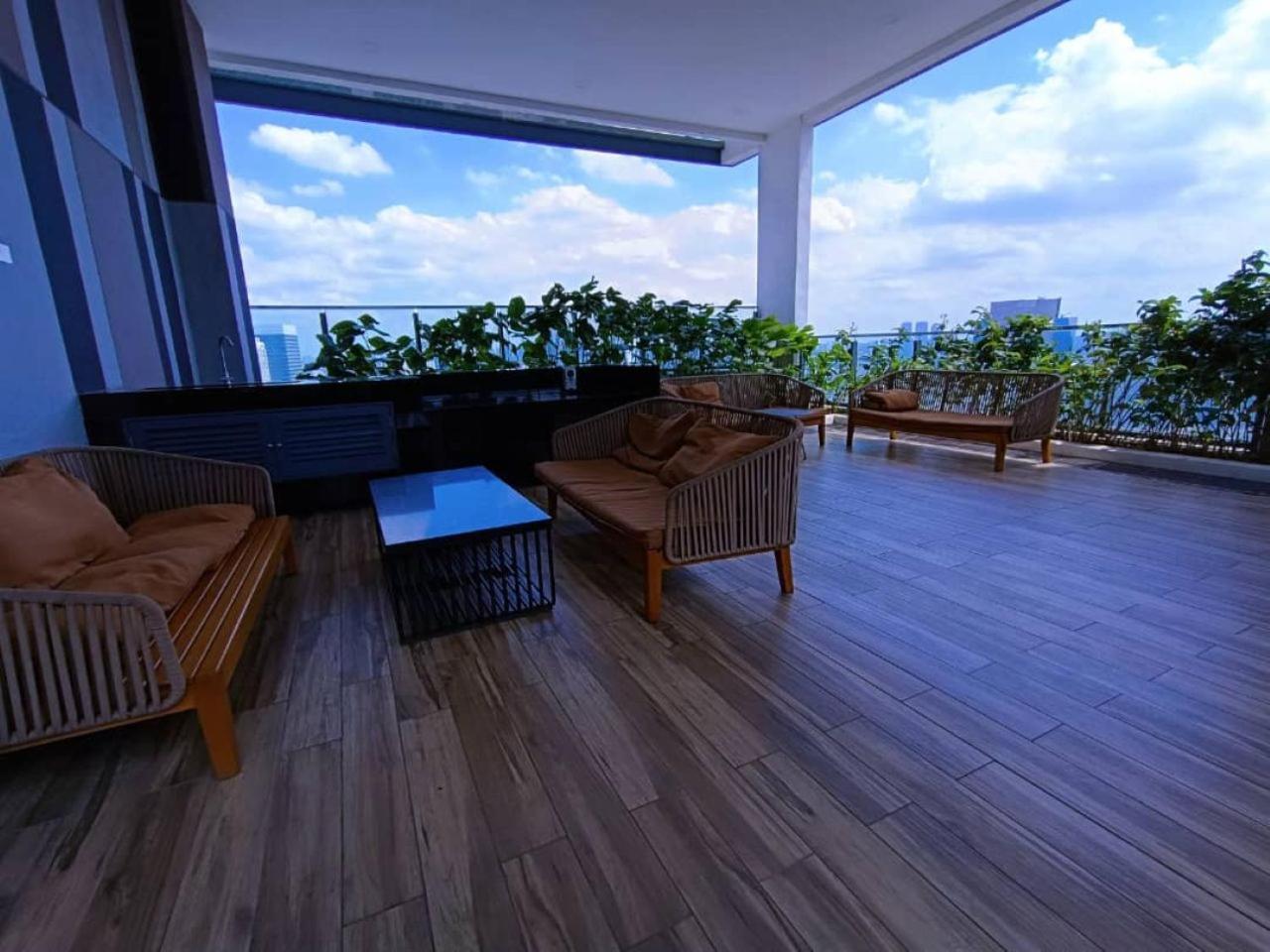 The Luxe Colony Klcc By Sky Pool Apartment Kuala Lumpur Luaran gambar